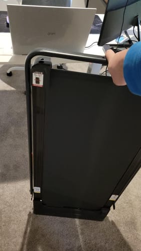 Customer photo review of Umay U18F Folding 3-in-1 Walking Pad with 10%/15% Incline 1-10 km/h